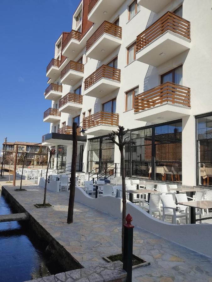 Grand Hotel Pogradec Tushemisht Zewnętrze zdjęcie