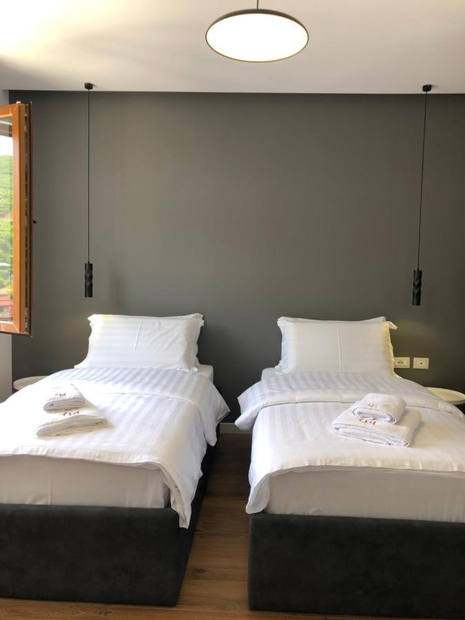 Grand Hotel Pogradec Tushemisht Zewnętrze zdjęcie