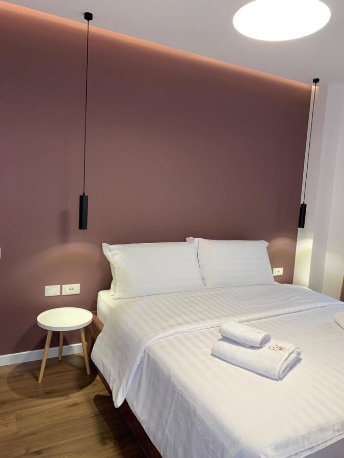 Grand Hotel Pogradec Tushemisht Zewnętrze zdjęcie