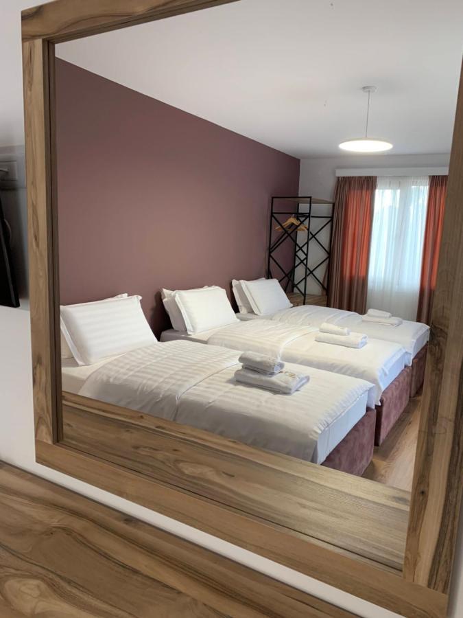 Grand Hotel Pogradec Tushemisht Zewnętrze zdjęcie