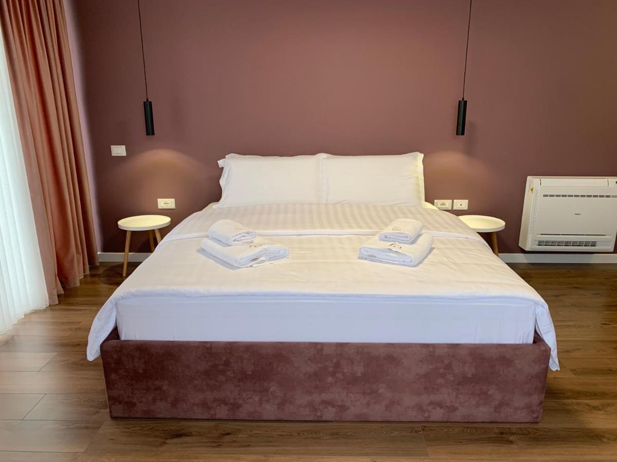 Grand Hotel Pogradec Tushemisht Zewnętrze zdjęcie