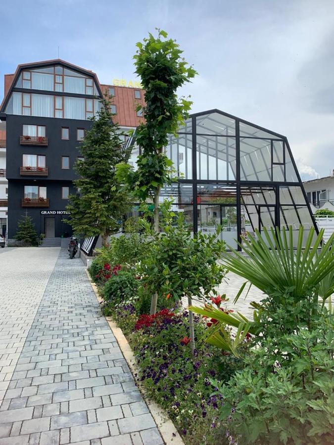 Grand Hotel Pogradec Tushemisht Zewnętrze zdjęcie
